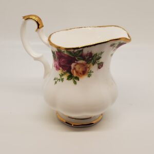 Old Country Rose Creamer